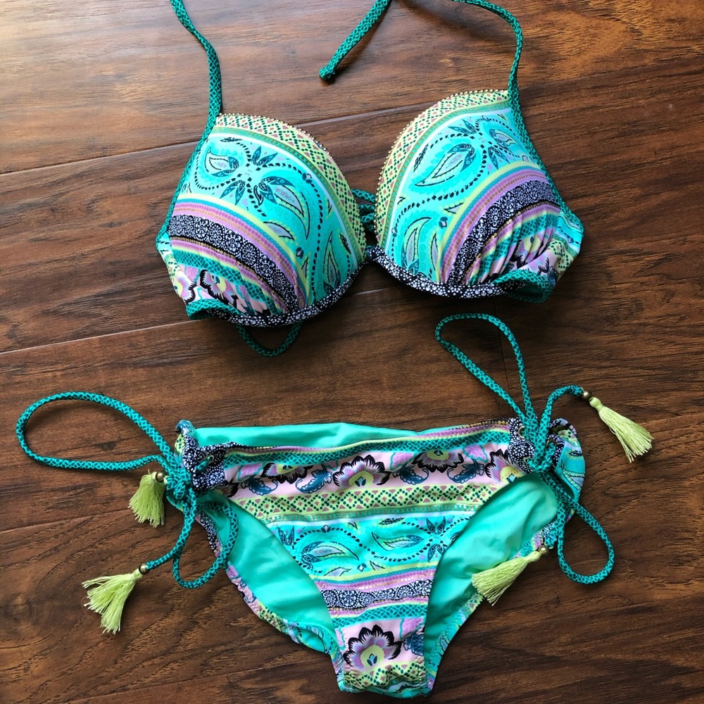 Shade & Shore Bikini Set (Top & Bottom)👙